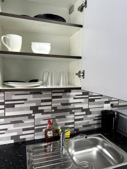 1 Bedroom Kitchen Flat Nottingham Exterior photo